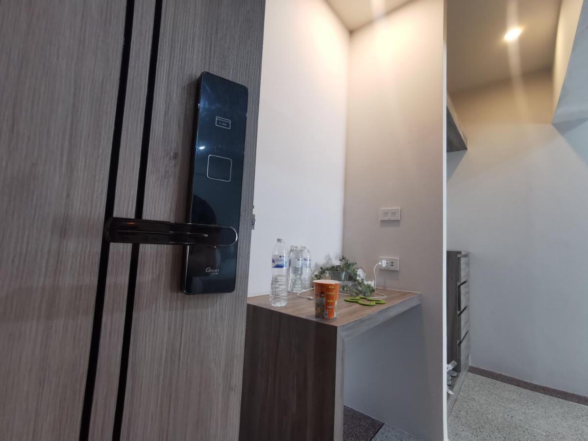 Abc@48 Hotel & Service Apartment Bangkok Exterior foto